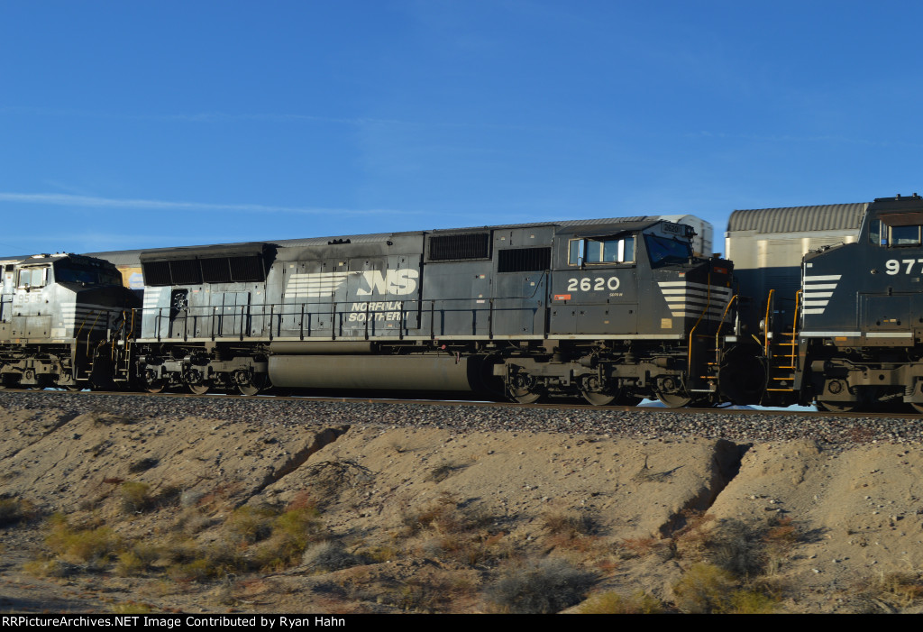 NS 2620 Racing East